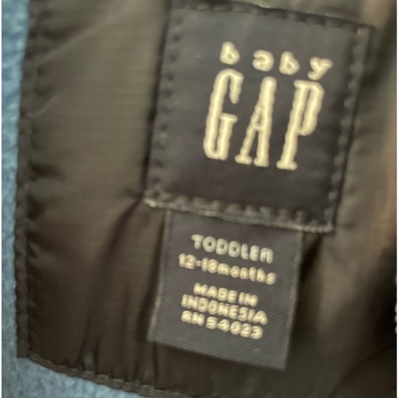 Baby Gap 12-18 puffy‎ coat - Picture 2 of 3